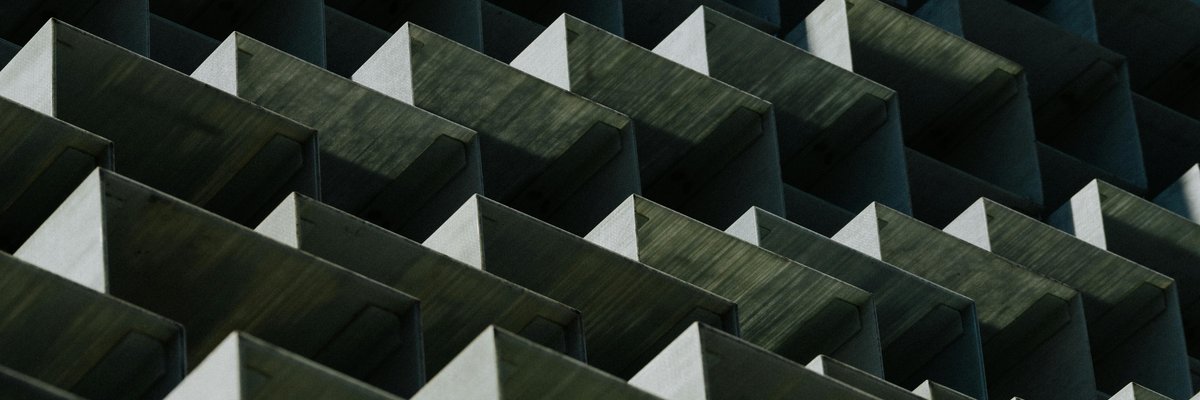 Geometric patterns evoking systems and structure